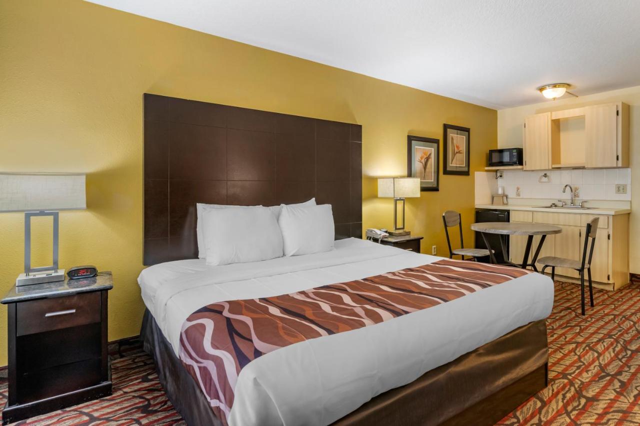 Rodeway Inn Central Clearwater Beach Εξωτερικό φωτογραφία