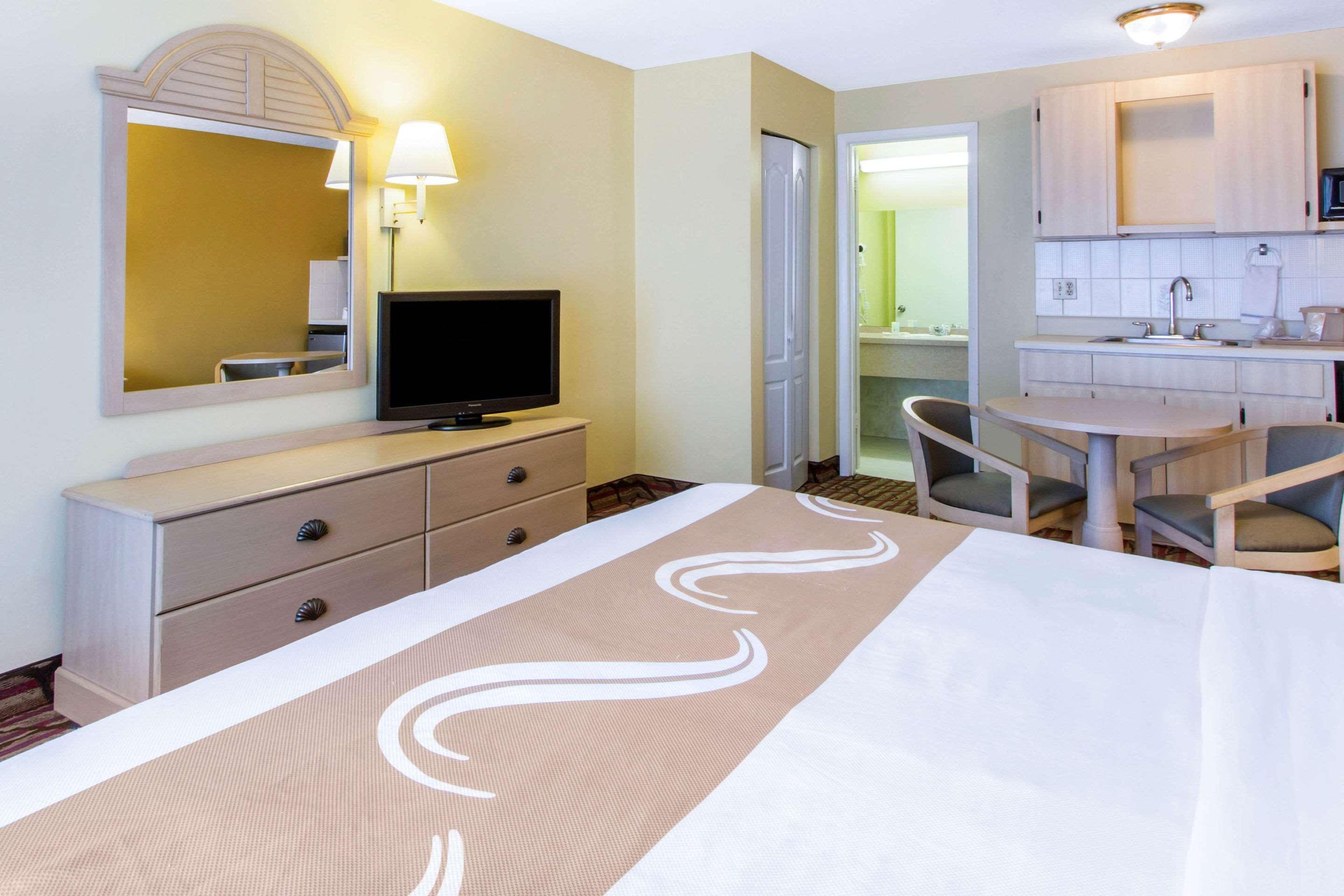 Rodeway Inn Central Clearwater Beach Εξωτερικό φωτογραφία